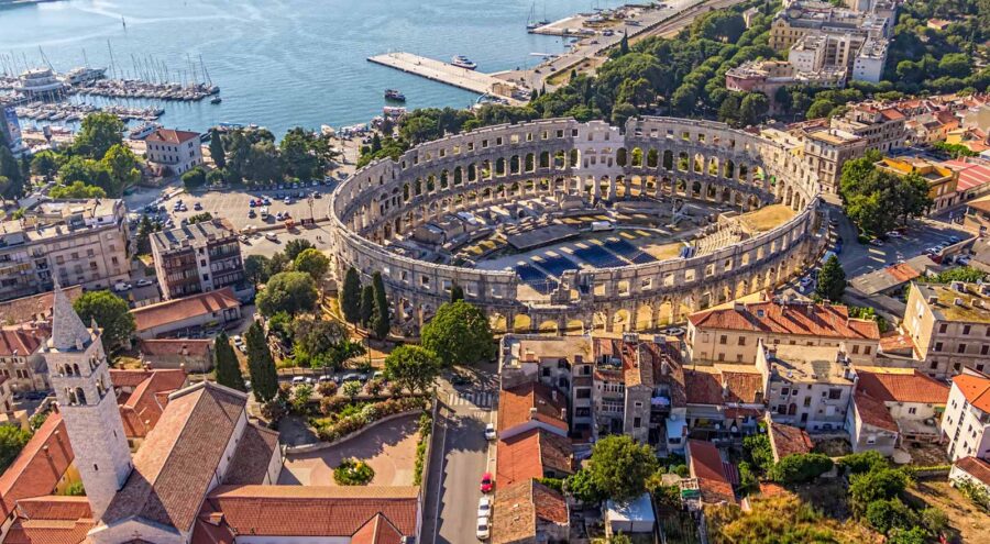Pula's Arena