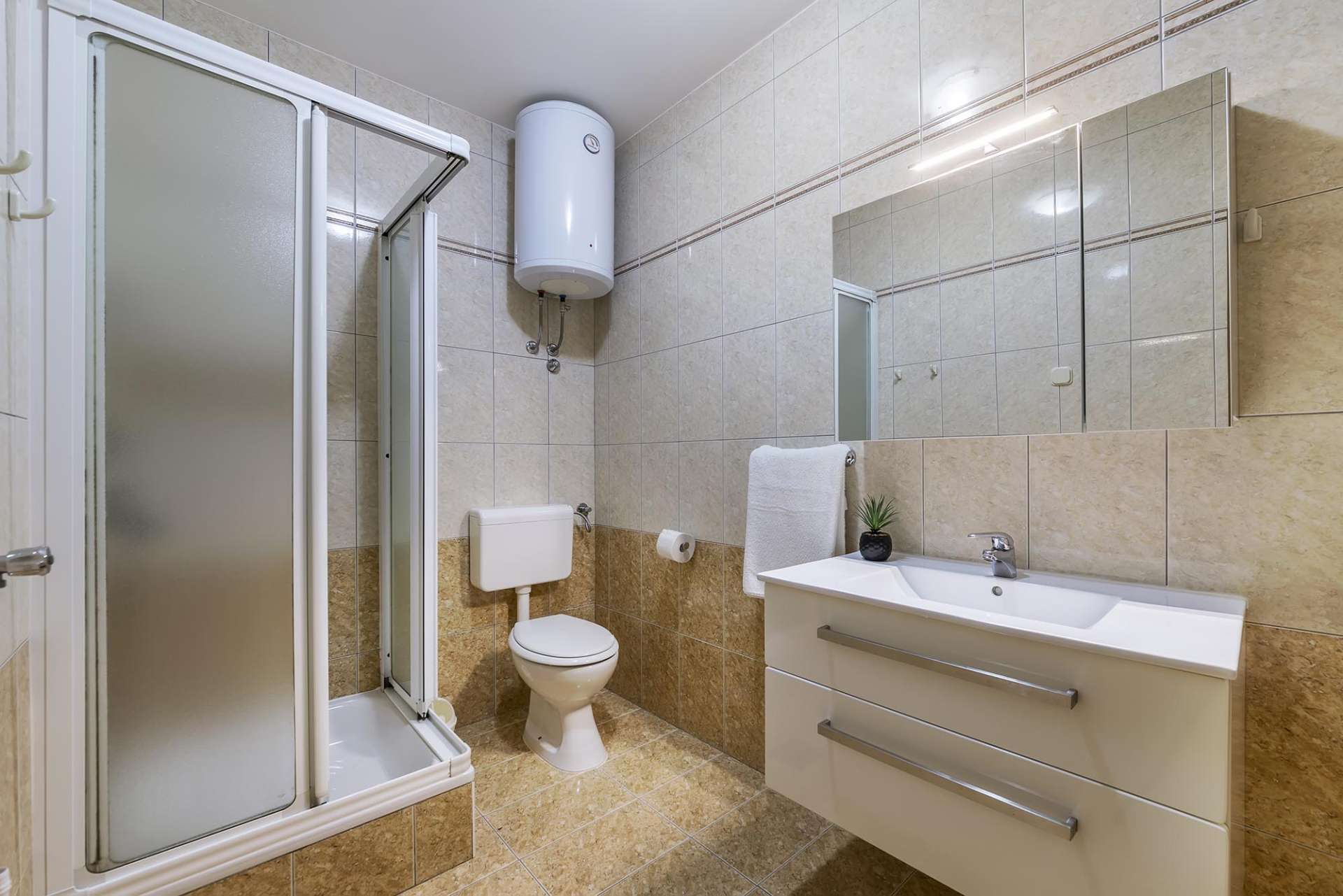 House Adrijana A7(4) 11