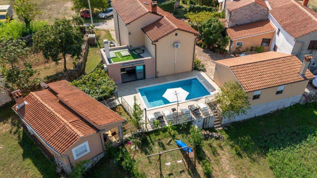 House Iva Nedešćina 1