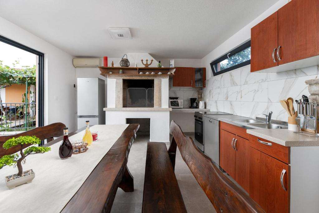 House Iva Nedešćina 8
