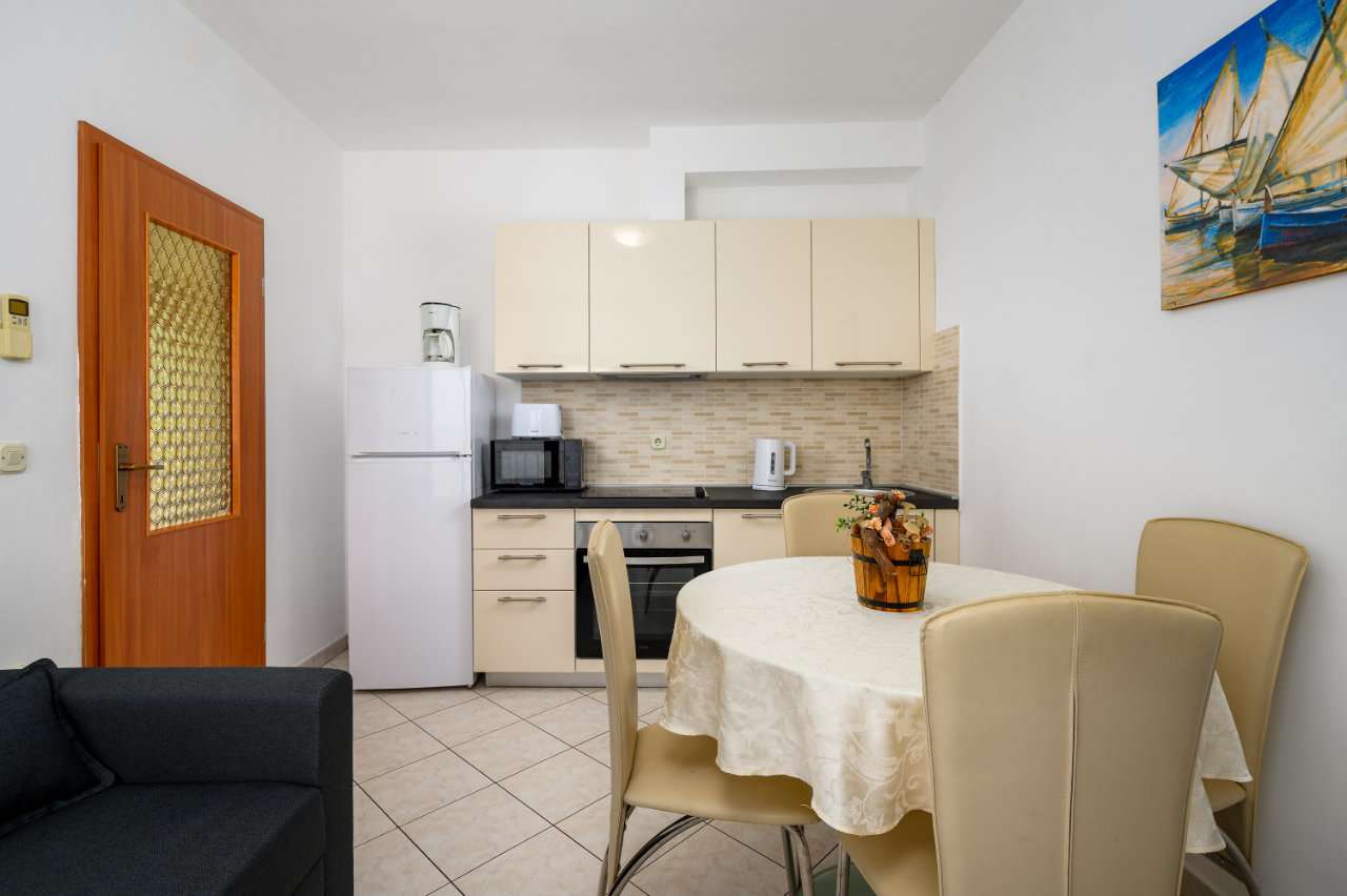 Apartments LARA - A2 14