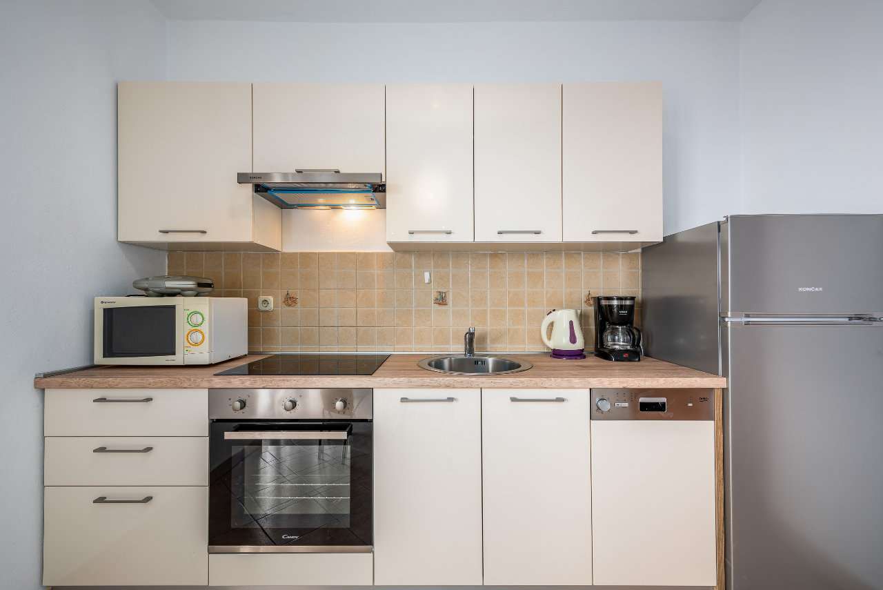 Apartments LARA - A4 5
