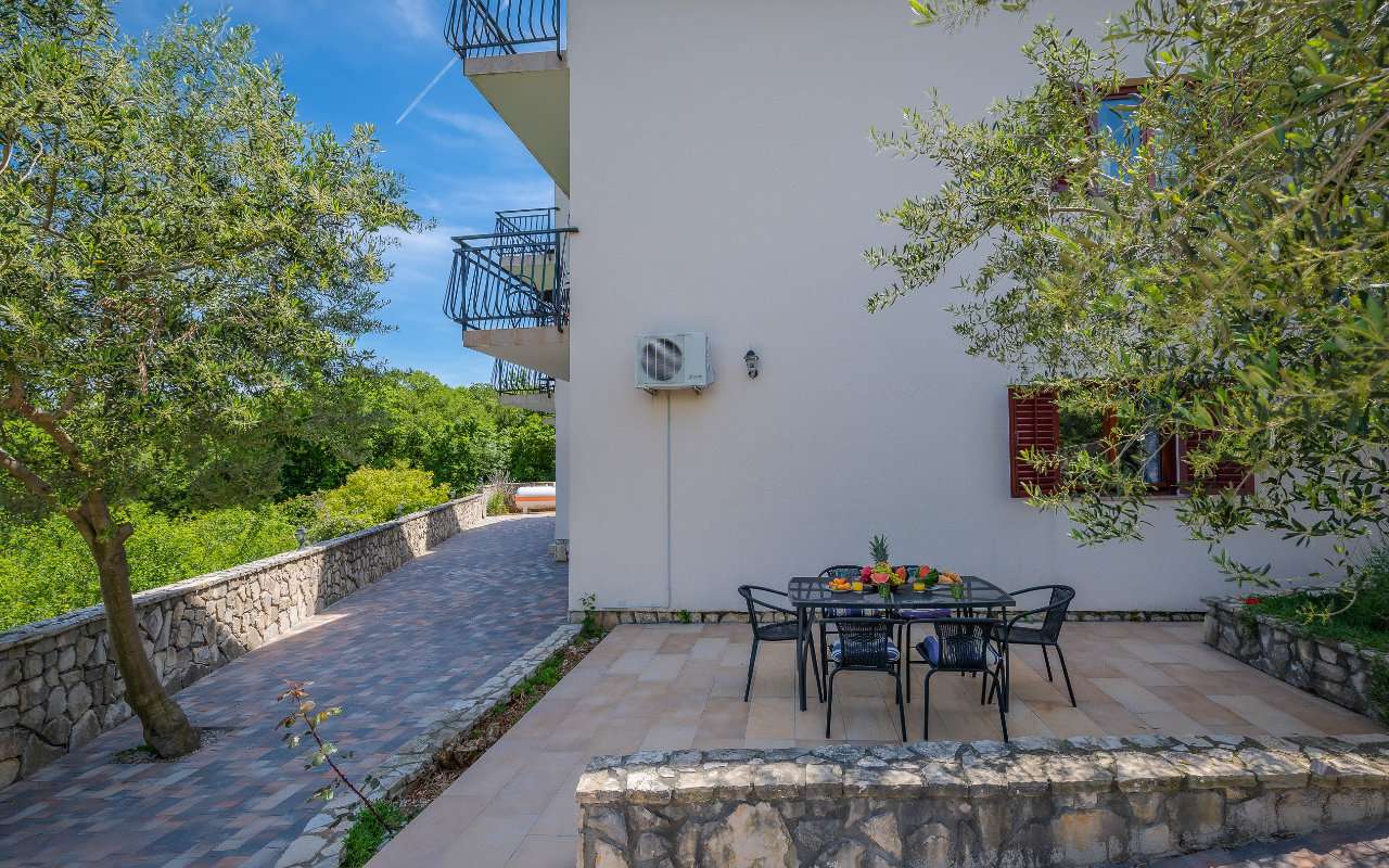 Apartments LARA - A5 11